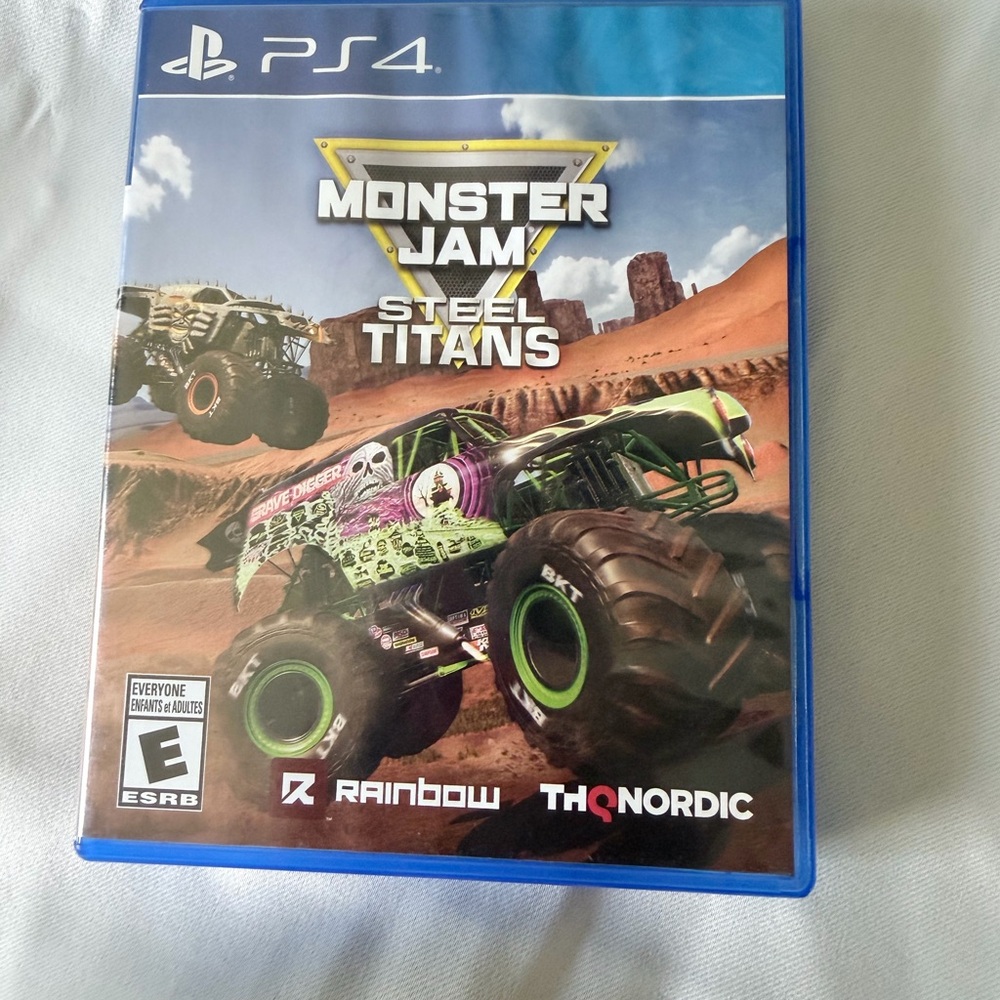 Monster Jam Steel Titans PS4 Game - Black & Green